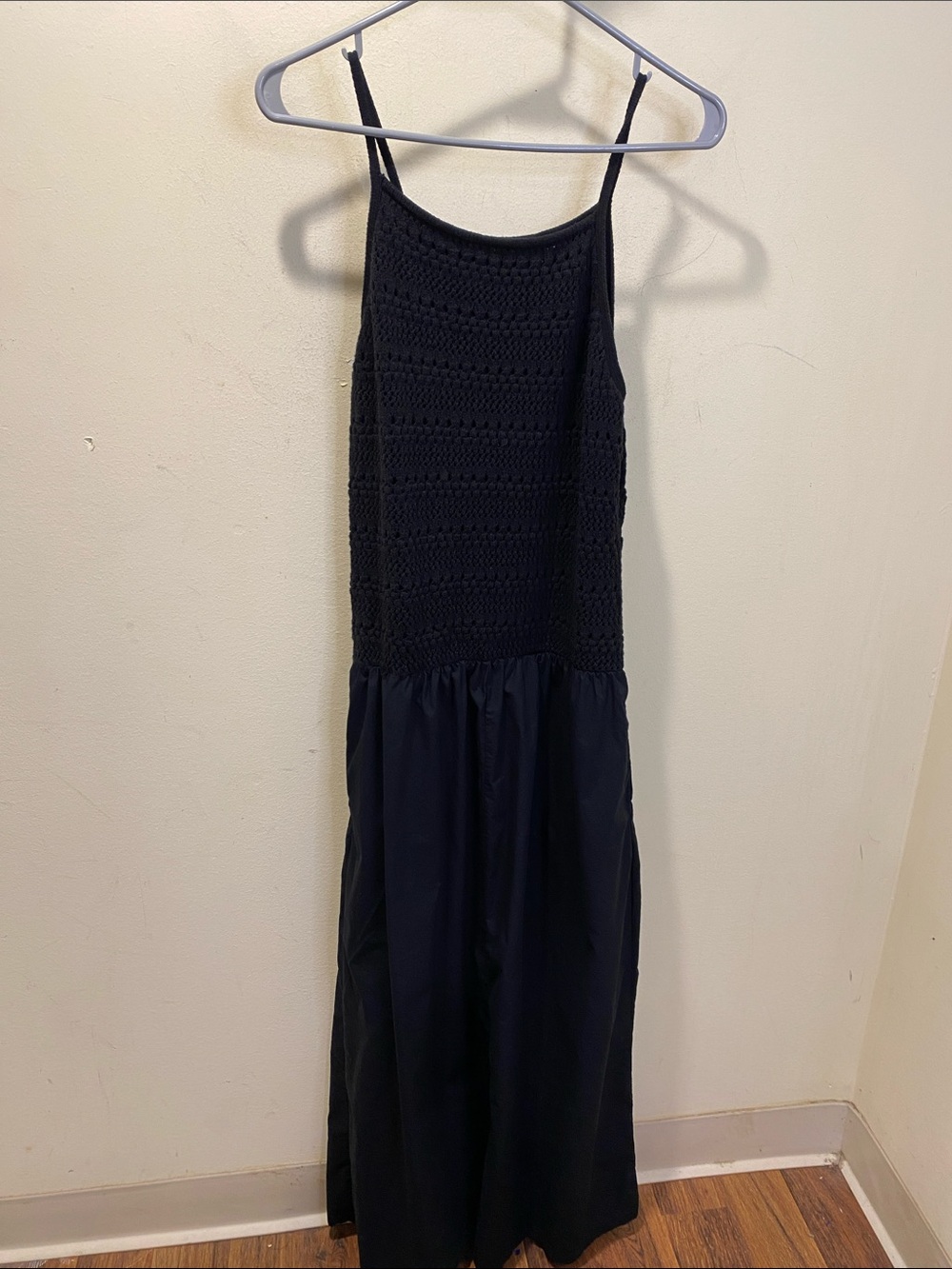 UNIVERSAL THREAD Women's Black Crochet maxi dress sz m